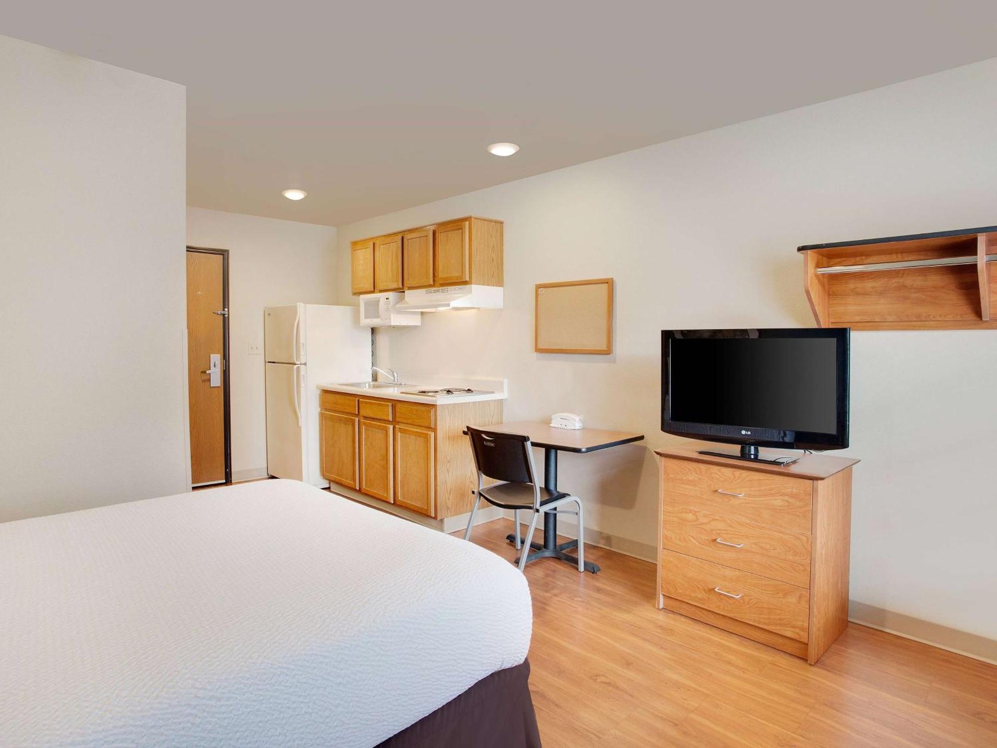 Extended Stay America Select Suites - Mobile - I-65 Exterior photo